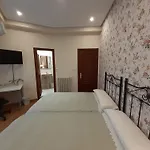 Uria 25 住宿加早餐酒店 4*