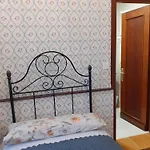 Uría 25 Alojamento de Acomodação e Pequeno-almoço 4*