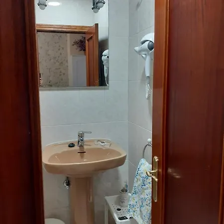 Uría 25 4*