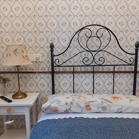 Bed & Breakfast Uria 25 4*