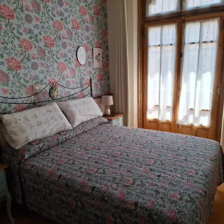 Uria 25 4* 奥维耶多