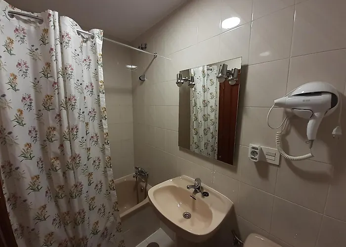 Uria 25 오비에도