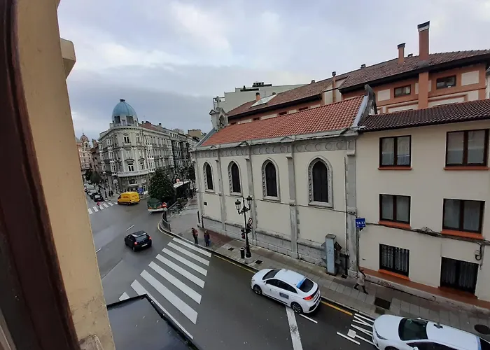 Uría 25 Bed and breakfast Oviedo