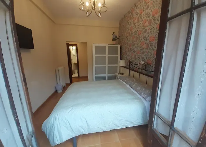 Uria 25 B&B 오비에도