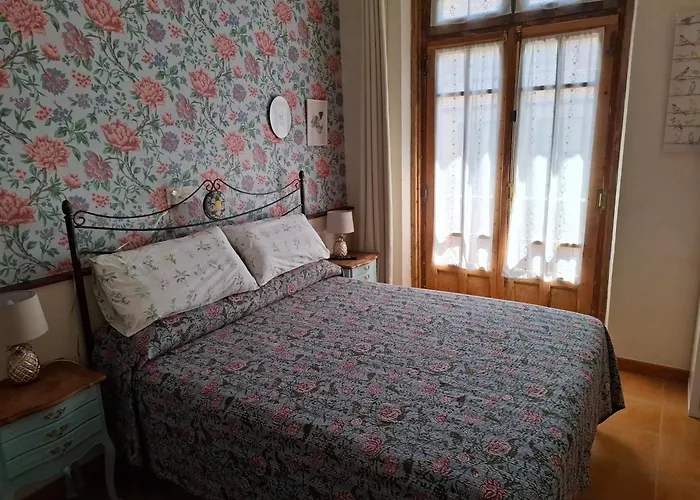 Uria 25 4* 오비에도