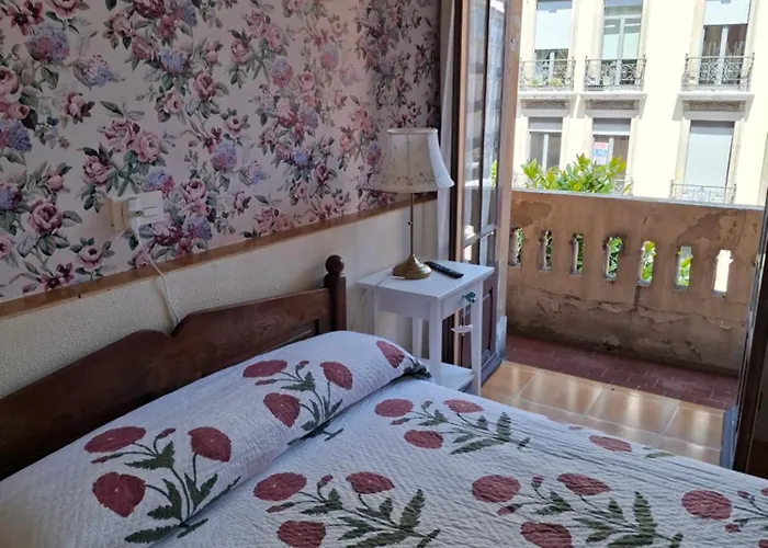 Uria 25 4* 오비에도